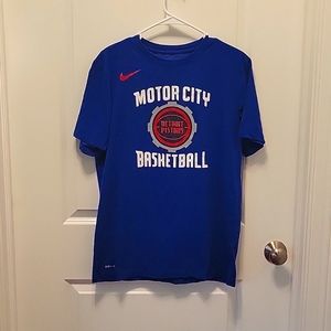 Nike NBA Detroit Pistons ~Men's Medium ~Drifit
